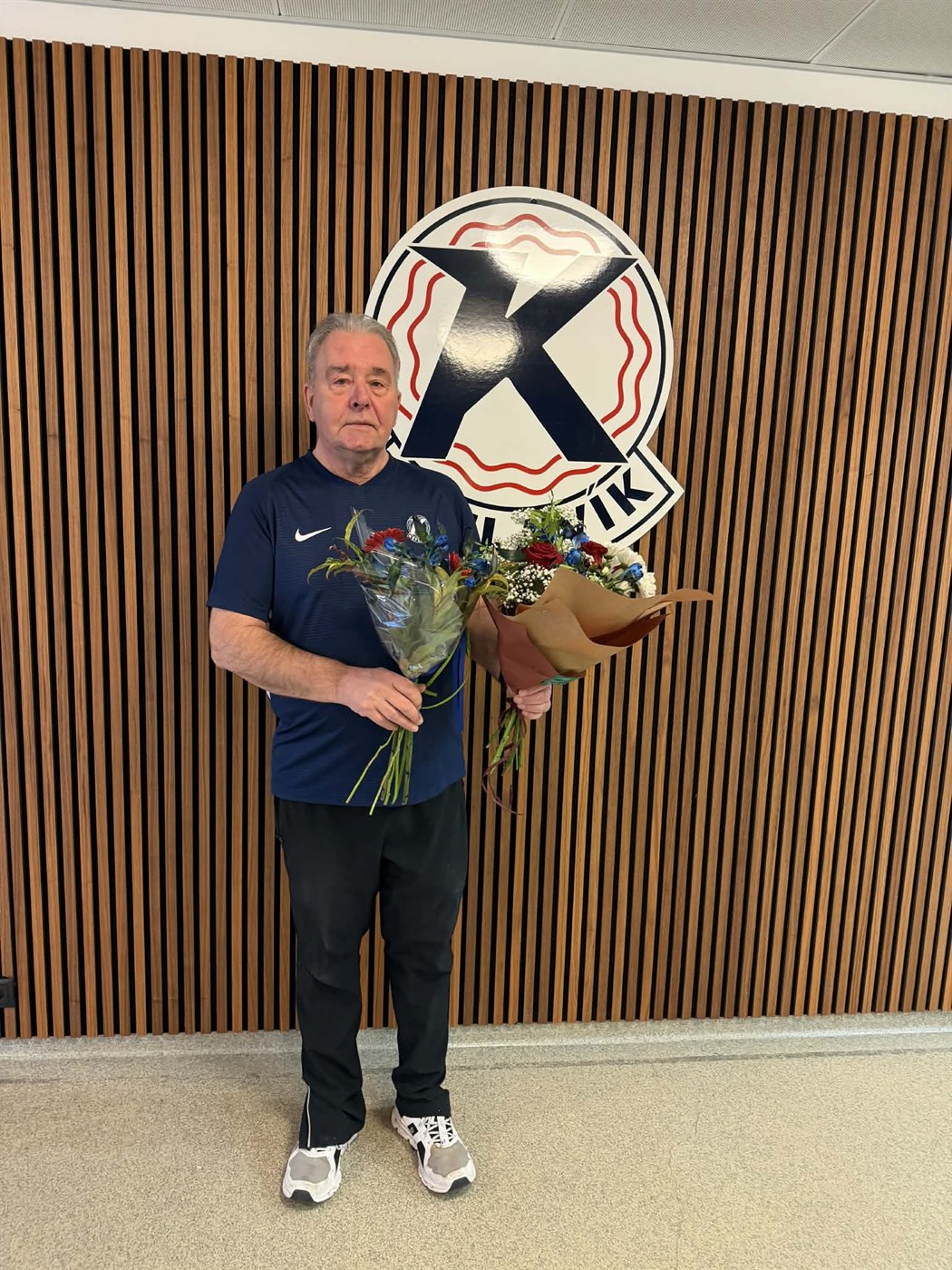 Gústi okkar í íþróttahúsinu lætur af störfum