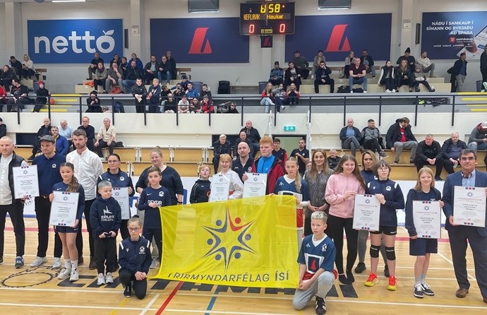 Keflavík, íþrótta- og ungmennafélag fékk viðurkenningu sem Fyrirmyndarfélag ÍSÍ